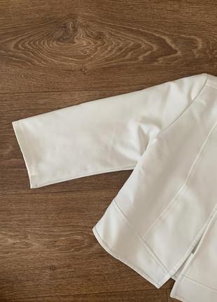 Пиджак белый укороченный идеальный3 фото