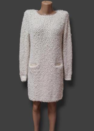 Молочка сукня-светр з розрізами