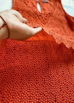 Вязаное летнее платье кораллового цвета5 фото
