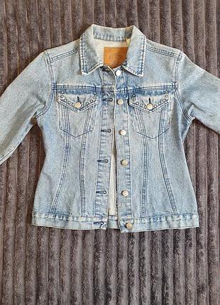 Стильна ретро джинсівка