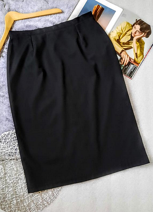 Классическая юбка карандаш от итальянского бренда gina bacconi 🌷размер 54 🩷