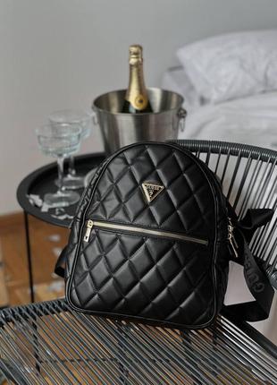 Рюкзак Бананка жіноча в стилі guess