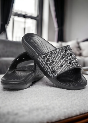 Шльопанці на кожен день crocs classic slide w7 w8