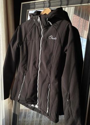 Лыжная термо куртка на утеплении черного цвета размер s-m имеет карман для скипаста на левой руке4 фото