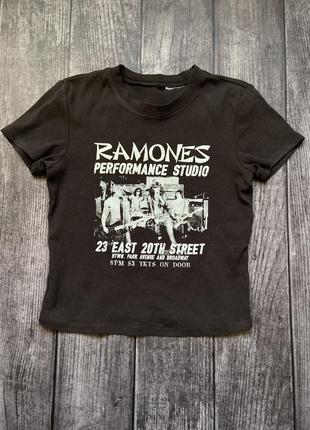 Женская короткая футболка мерч ramones