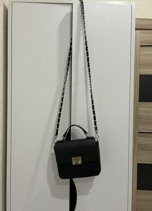 Маленькая черная сумочка2 фото
