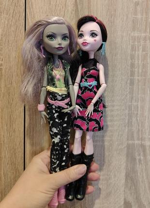 Набір monster high welcome to monster high monstrous rivals драконулаура та моаніка