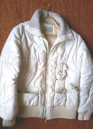 Чудова курточка на синтепоні, розмір 48-50/l-xl