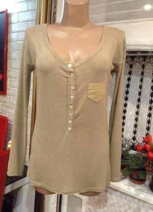 Миленькая базовая футболочка