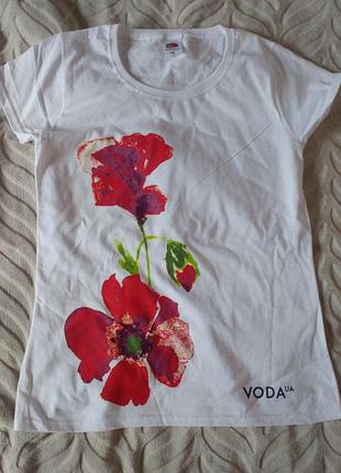 Красивая футболка fruit of the loom