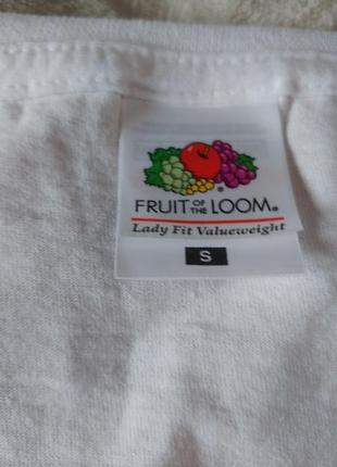 Красивая футболка fruit of the loom2 фото