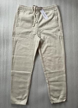 Нові штани calvin klein (ck beige joggers) з америкі 32 (m),34 (l)8 фото