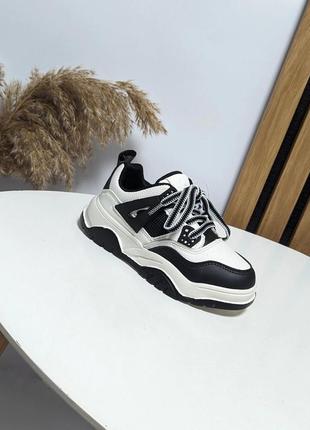 Кросівки для хлопчика та дівчинки білі з чорним від jong golf4 фото