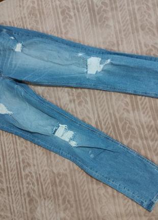 Модные джинсы
