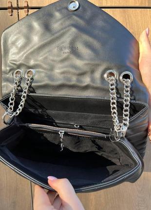 Женская сумка из эко-кожи  30 silver black  черного цвета молодежная, овая8 фото