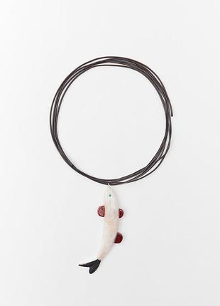 Бусы - шнуок с подвеской в форме рыбы😍 zara чокер колье бижутерия