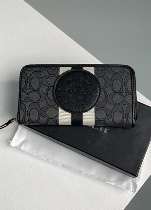 Кошелек coach dempsey large wallet in signature jacquard женский на подарок 14 февраля / 8 марта9 фото