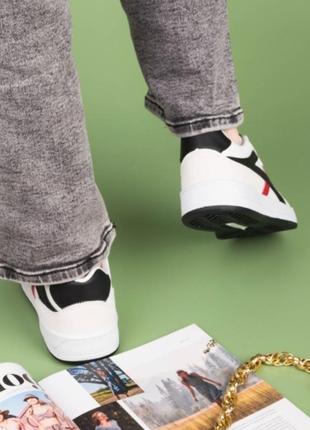 Стильные белые бежевые кроссовки кеды криперы модные2 фото