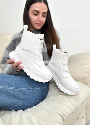 Женские ботинки на липучках3 фото