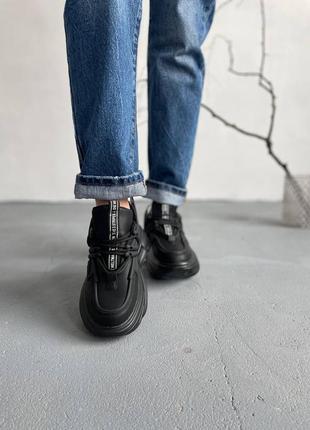 Стильные черные кроссовки4 фото