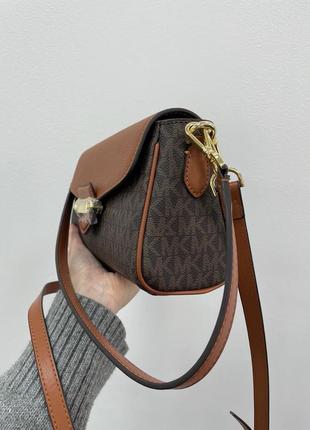 Стильная, нарядная женская сумка, прочная кожаная michael kors  бренда корс5 фото