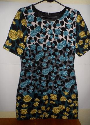 Плаття з квітковим принтом  46 розмір ідеальний стан 100 грн