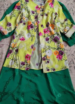 Шёлковая удлинённая блузка в цветы от weill