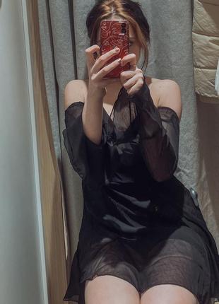 Черное полу- прозрачное платье4 фото