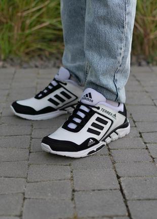 Чоловічі шкіряні кросівки adidas