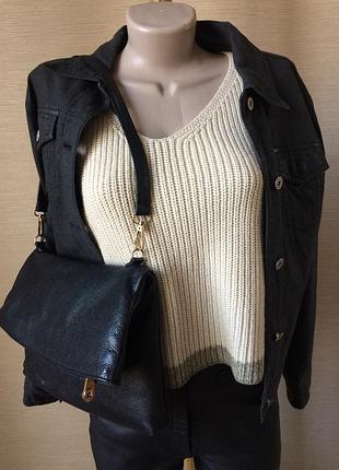 Сумка чорна на плечовому ремені натуральна шкіра