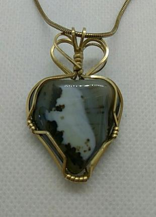 Винтажная подвеска  из великобритании натуральный камень.