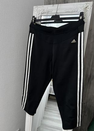 Женские спортивные капри adidas climalite спортивные бриджи adidas укороченные леггинсы adidas3 фото