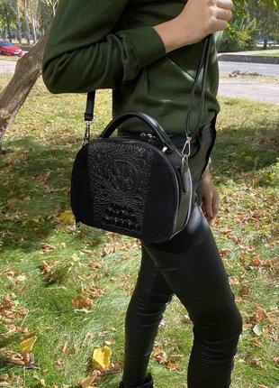 Замшева жіноча сумочка на плече екошкіра рептилії чорна, маленька сумка для дівчат6 фото