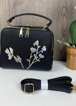 Женская мини сумочка клатч вышивка цветочки, маленькая сумка на плечо с цветами вышивкой черная5 фото