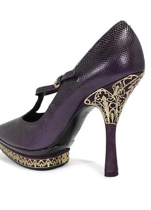 Bally туфли из кожи змеи карунг состояние новых