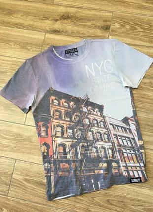 Футболка з принтом від sunneti, розмір s, підійде як на му, так і на xs. відмінна якість