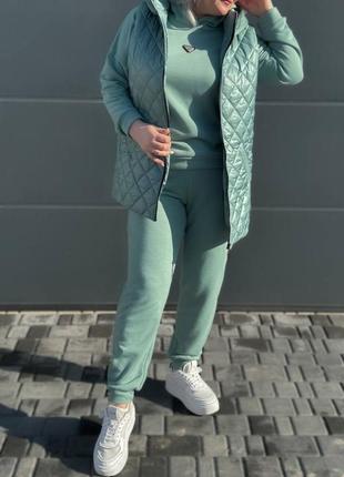 Женский костюм тройка