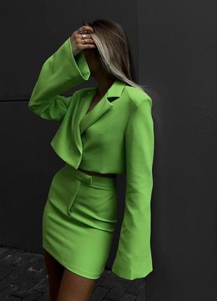 Салатовий зелений костюм укорочений піджак жакет та спідниця1 фото