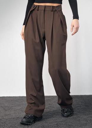 Класичні брюки прямі широкі з акцентними гудзиками на поясі  костюмна тканина темно коричневі шоколадні5 фото