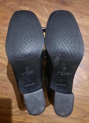 Чёрные кожаные ботинки итальянского бренда6 фото
