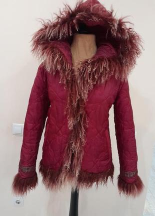 Цікава красива куртка италия вискоза