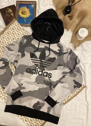 Худи камуфляж от adidas TRX