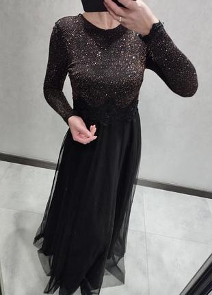 Вечірня сукня