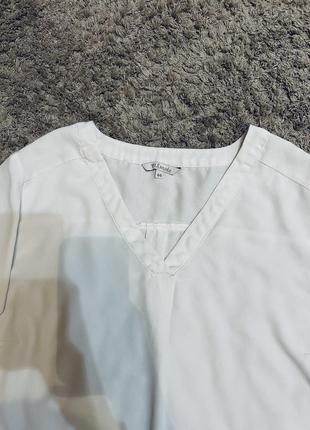 Белая блузка с широкими рукавами свободная блуза з вырезом3 фото