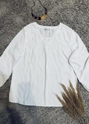 Белая блузка с широкими рукавами свободная блуза з вырезом4 фото