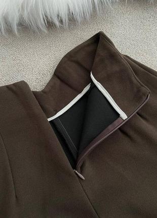 Короткие шорты высокая посадка рюшки под пояс с цепочкой широкие ткани классические прямые плиссированные3 фото