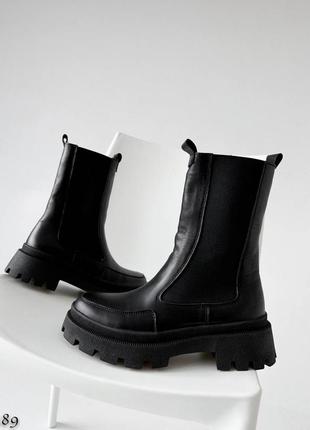 Натуральные кожаные демисезонные черные ботинки - челси