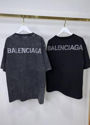 Новинка! крутая брендовая женская футболка в стиле balenciaga2 фото