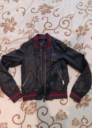 Кожаный бомбер