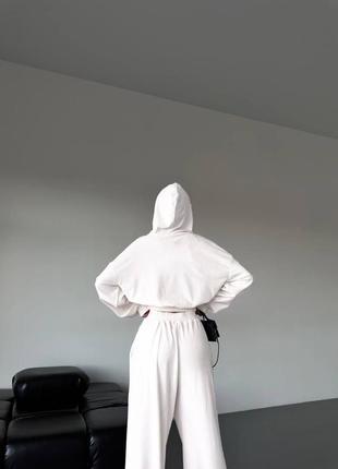 Костюм спортивный женский молочный однотонный оверсайз кофта с на молнии брюки свободного кроя на высокой посадке качественный стильный2 фото